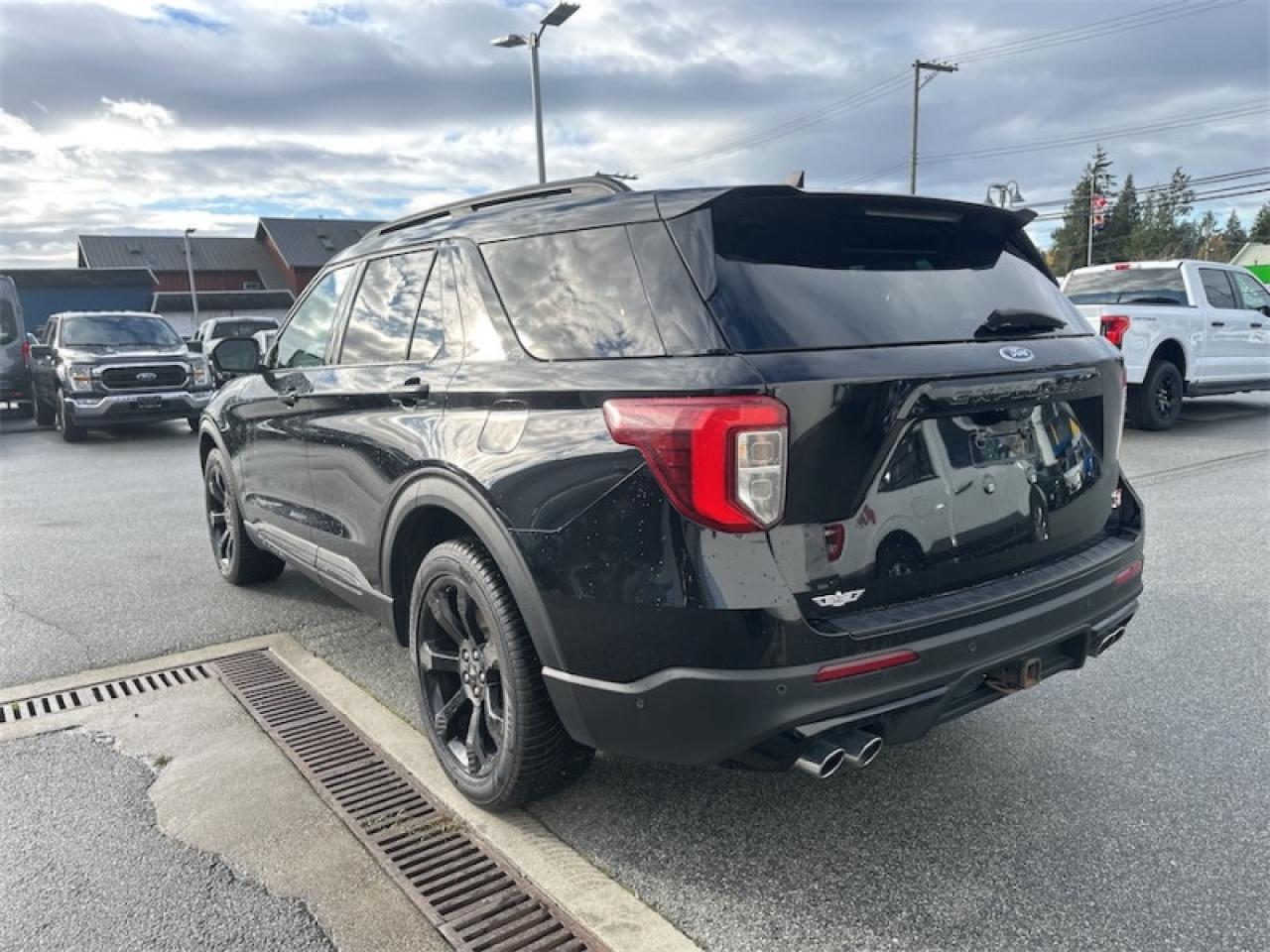 2021 Ford Explorer ST  - Leather Seats - Sunroof Photo2