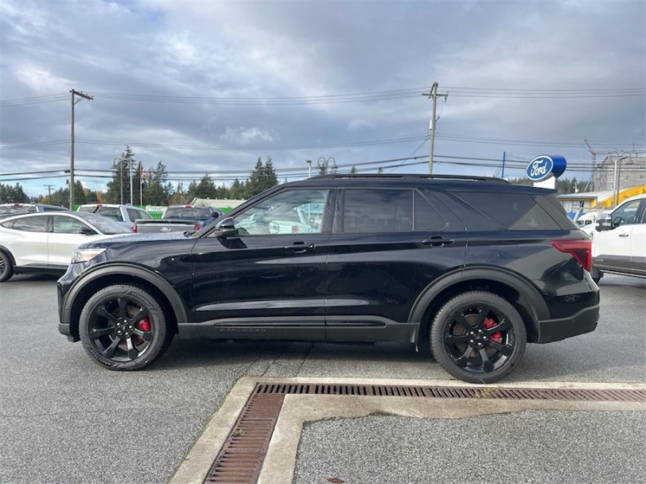 2021 Ford Explorer ST  - Leather Seats - Sunroof Photo