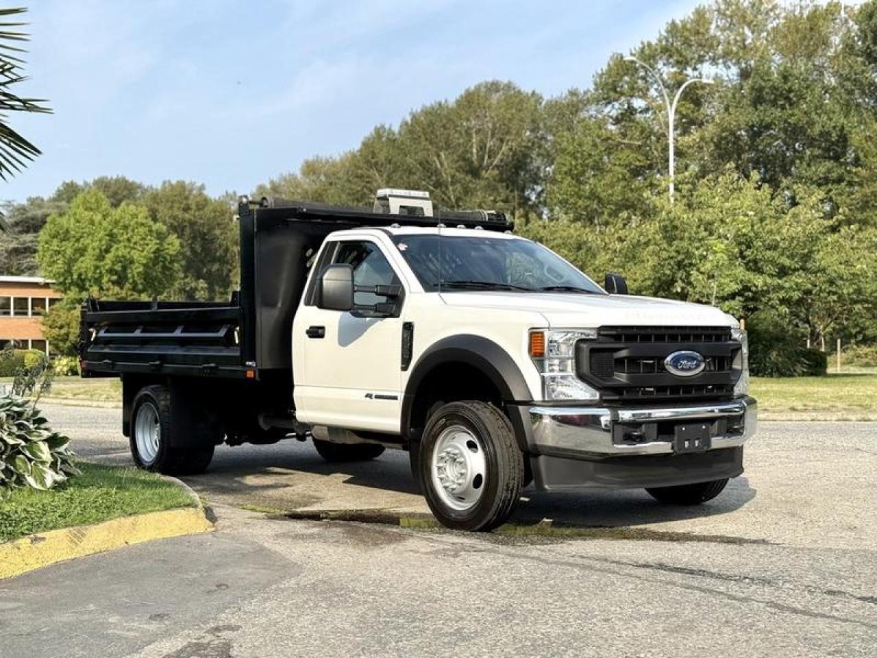 Used 2022 Ford F-550 XL 4X4 12-Foot Diesel Dump Truck for sale in Burnaby, BC