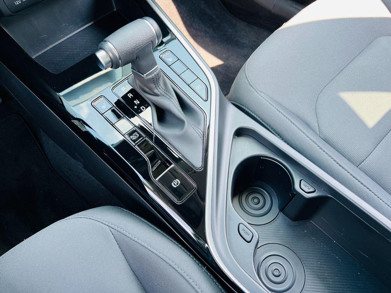 2025 Kia NIRO HEV LX Photo