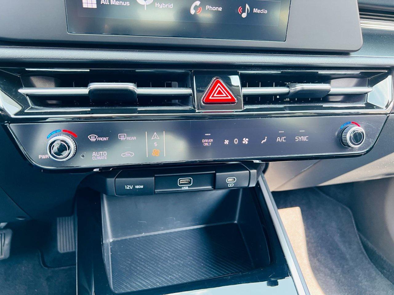 2025 Kia NIRO HEV LX Photo