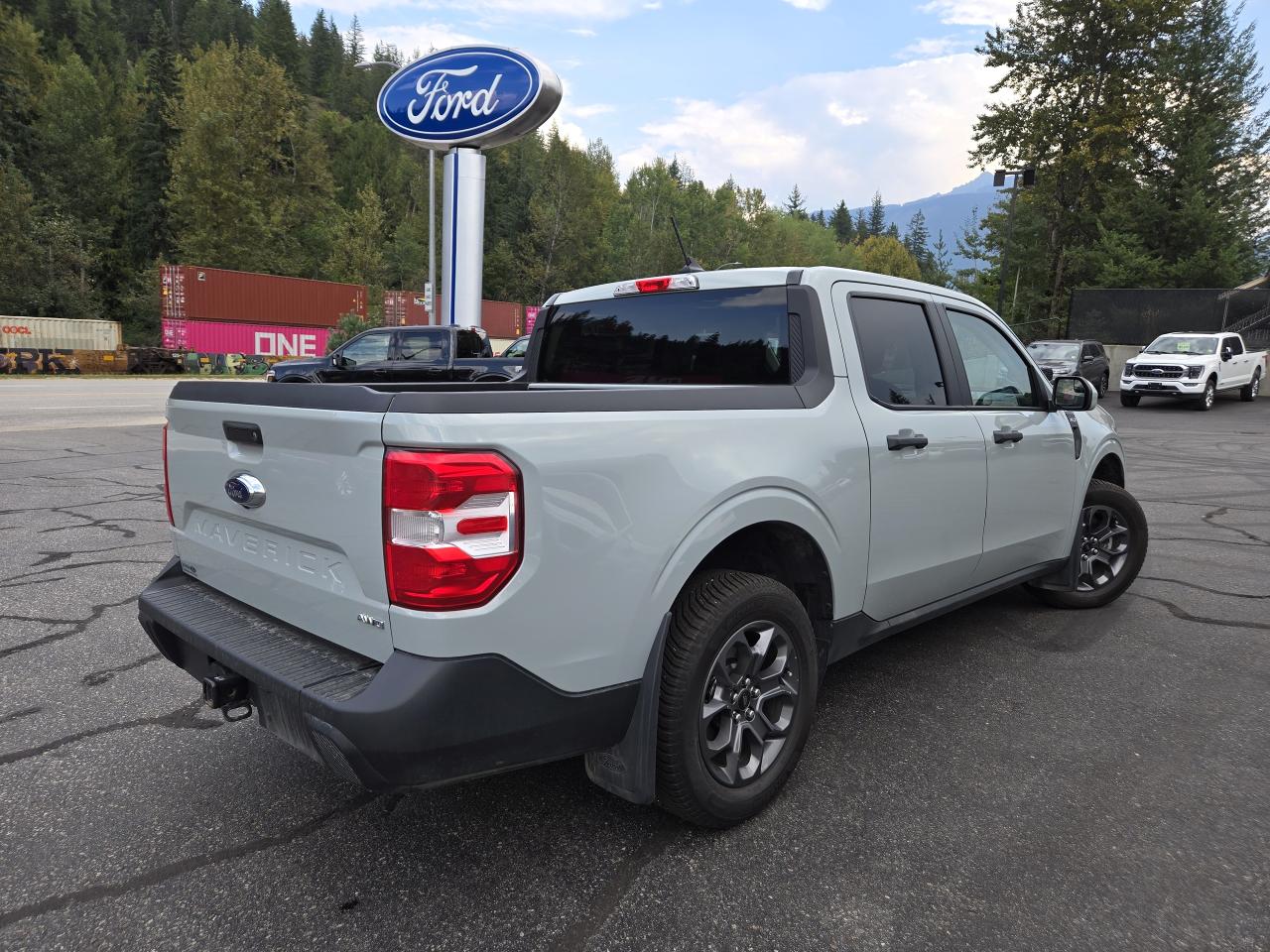 2022 Ford Maverick XLT Photo4