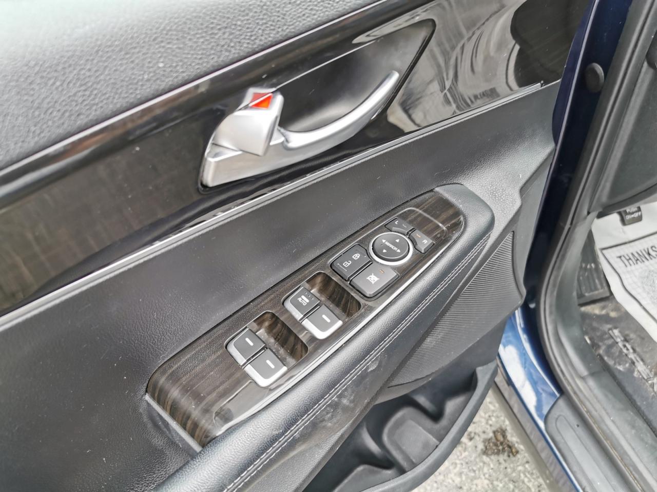 2019 Kia Sorento LX AWD - Photo #11