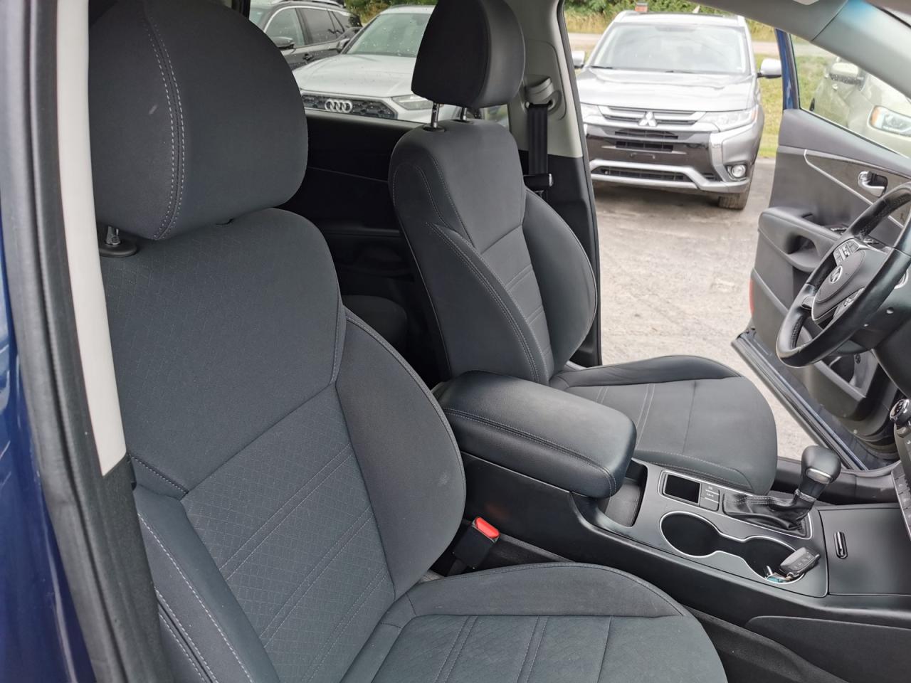 2019 Kia Sorento LX AWD - Photo #24