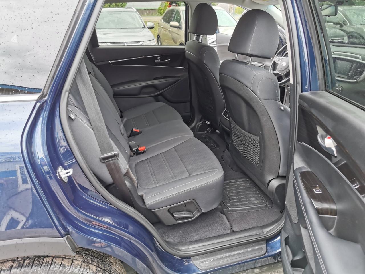 2019 Kia Sorento LX AWD - Photo #25