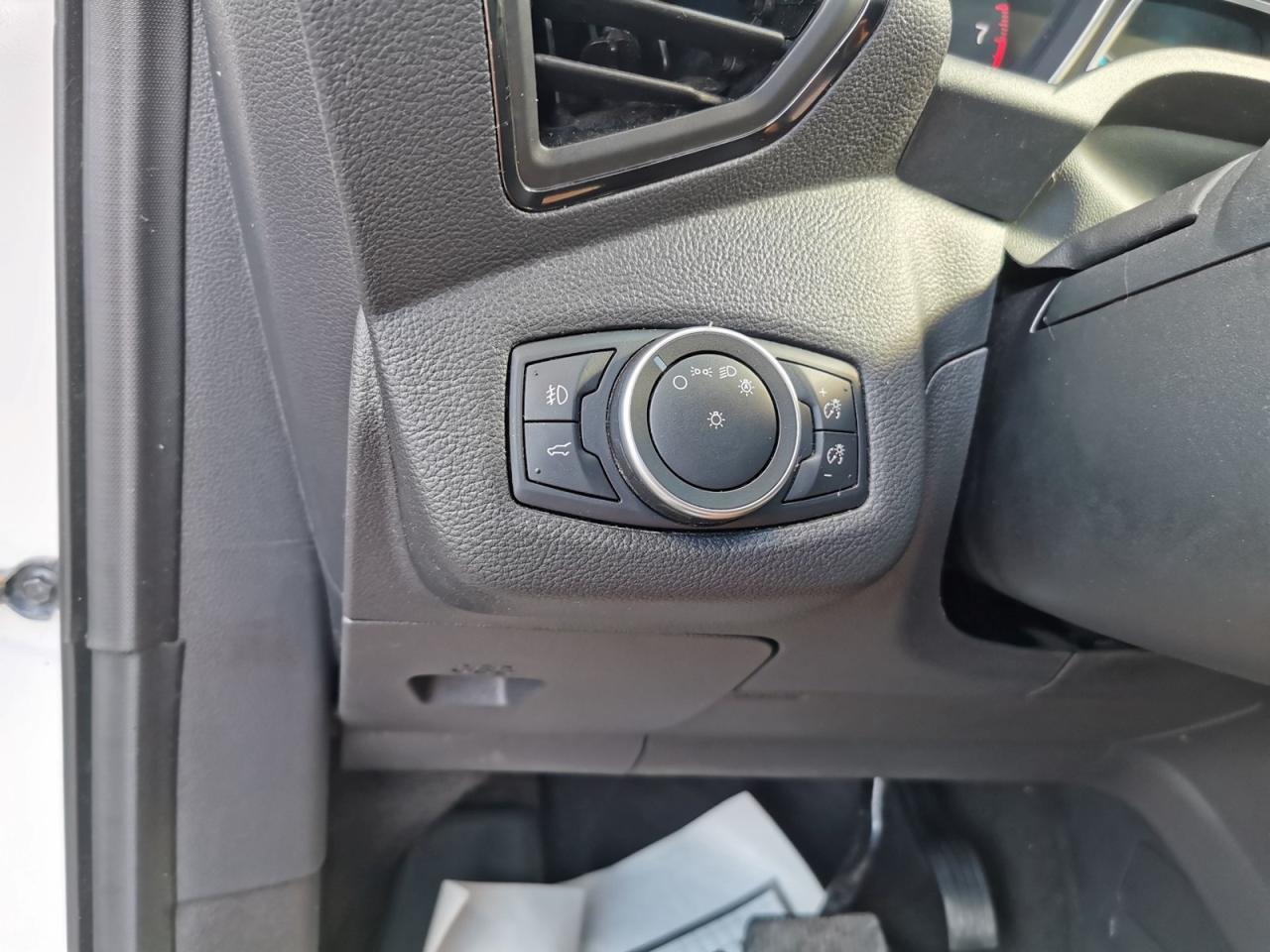 2018 Ford Escape Titanium - Photo #16