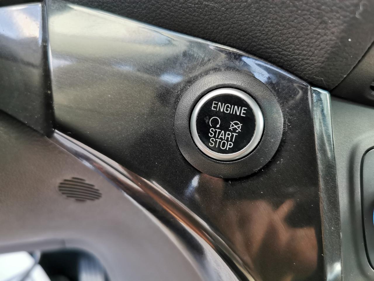 2018 Ford Escape Titanium - Photo #20