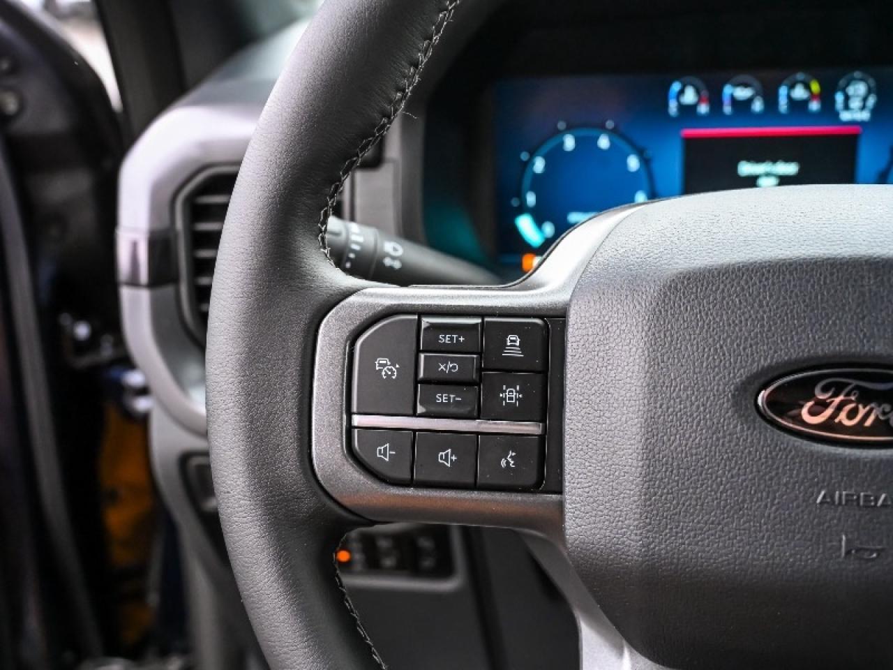 2025 Ford F-150 XLT Photo