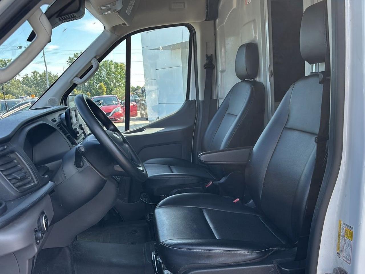 2024 Ford Transit Cargo Van Photo5