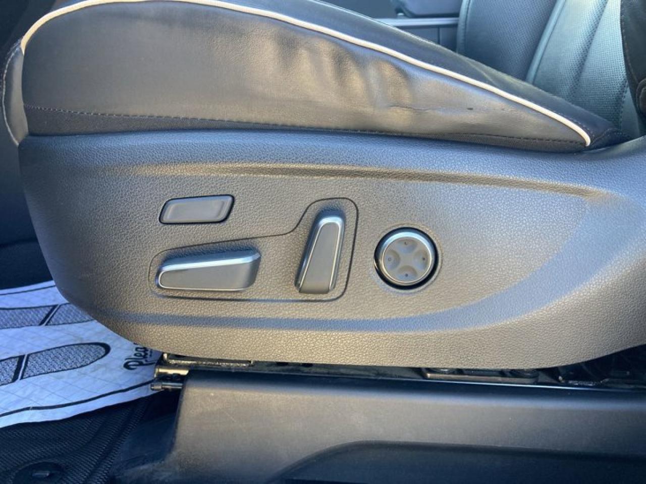 2023 Hyundai PALISADE Urban 8-Passenger AWD | Leather | | Heated Seats Photo