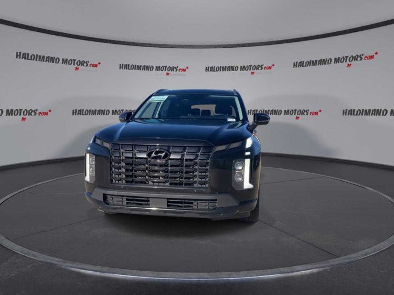 2023 Hyundai PALISADE Urban 8-Passenger AWD | Leather Seats | No accidents Photo