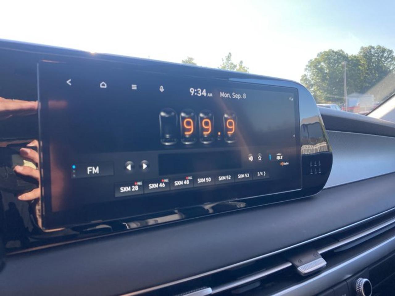 2023 Hyundai PALISADE Urban 8-Passenger AWD | Leather Seats | No accidents Photo