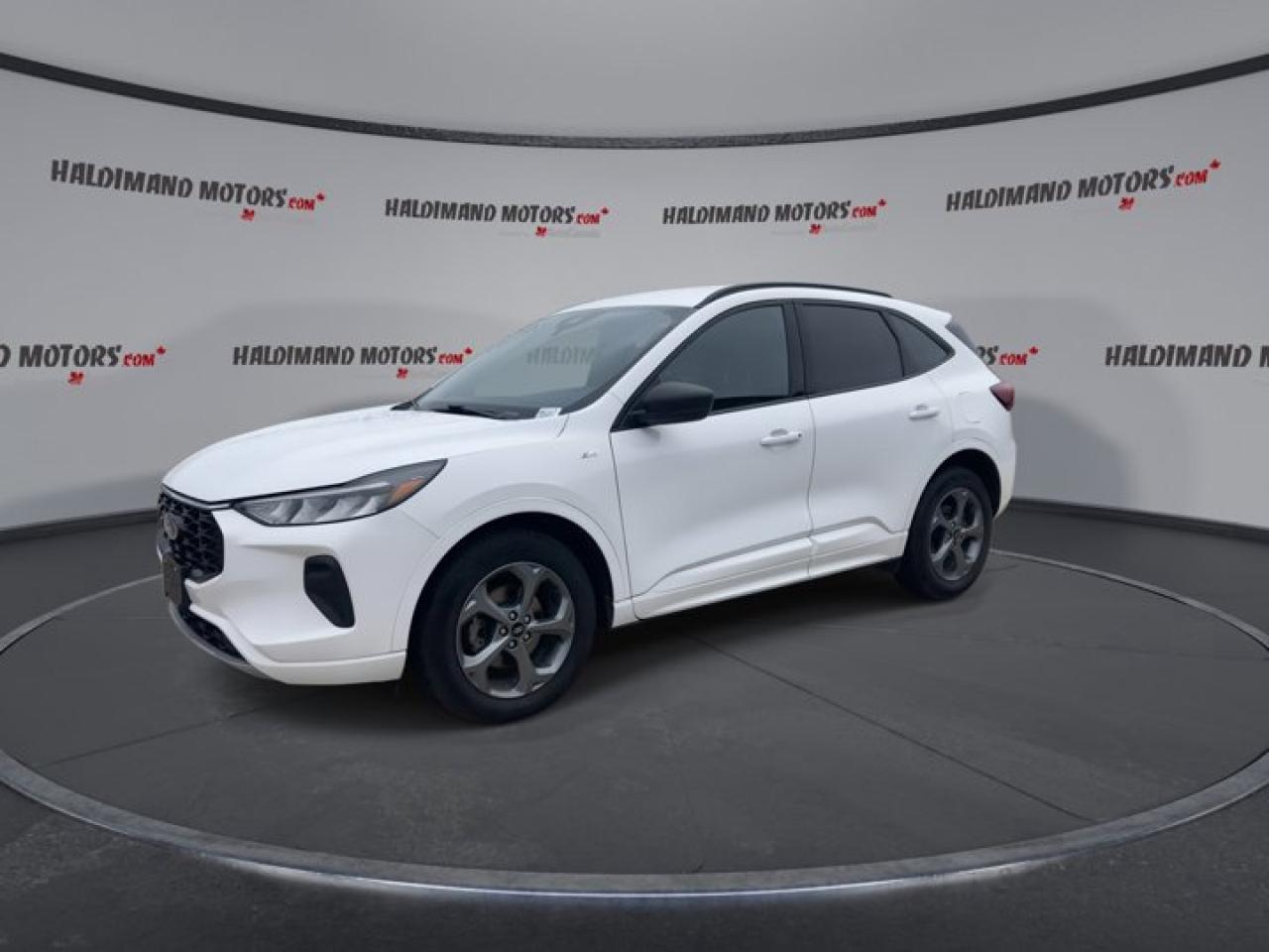 2023 Ford Escape ST-Line AWD Photo