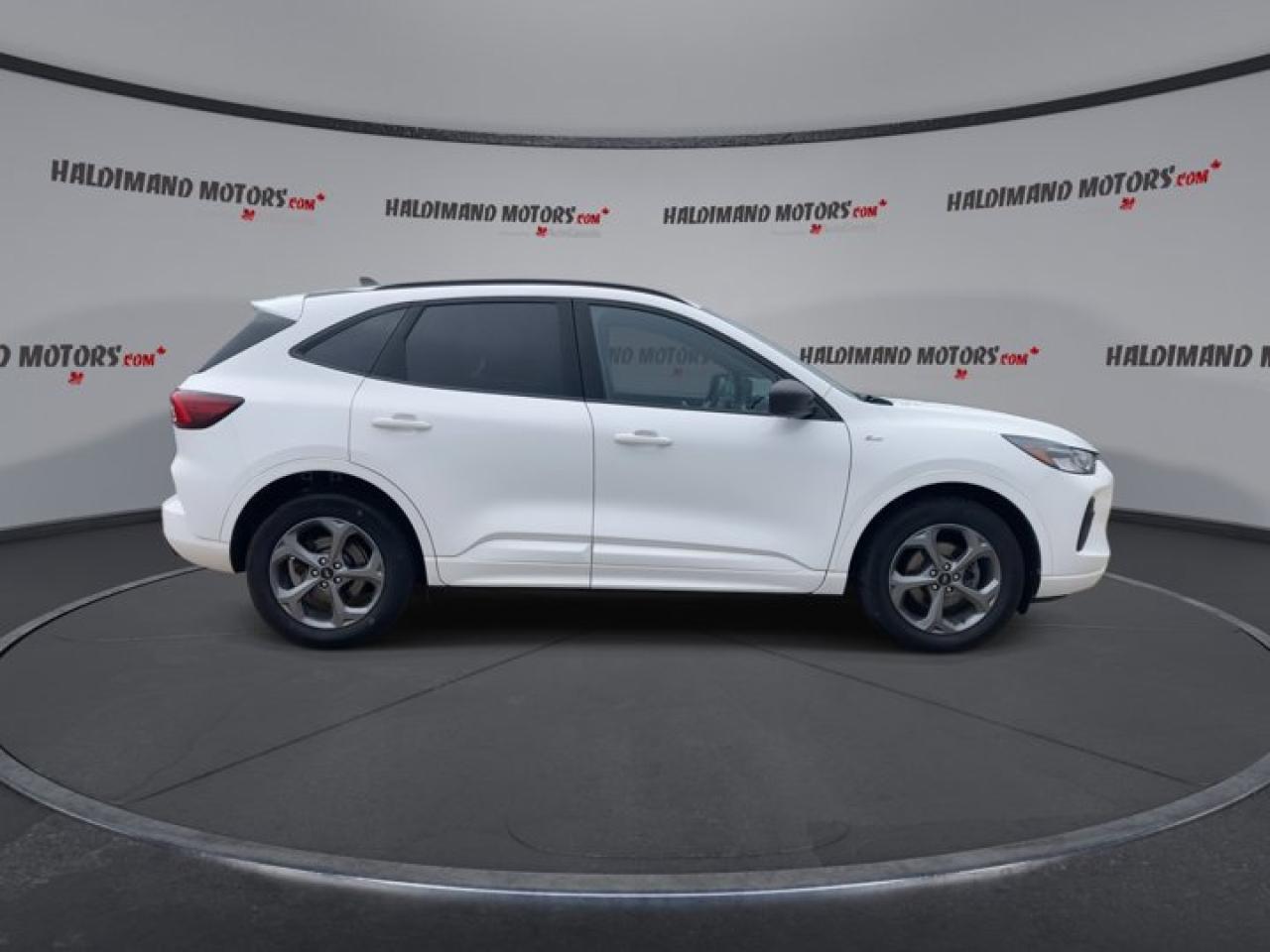 2023 Ford Escape ST-Line AWD Photo