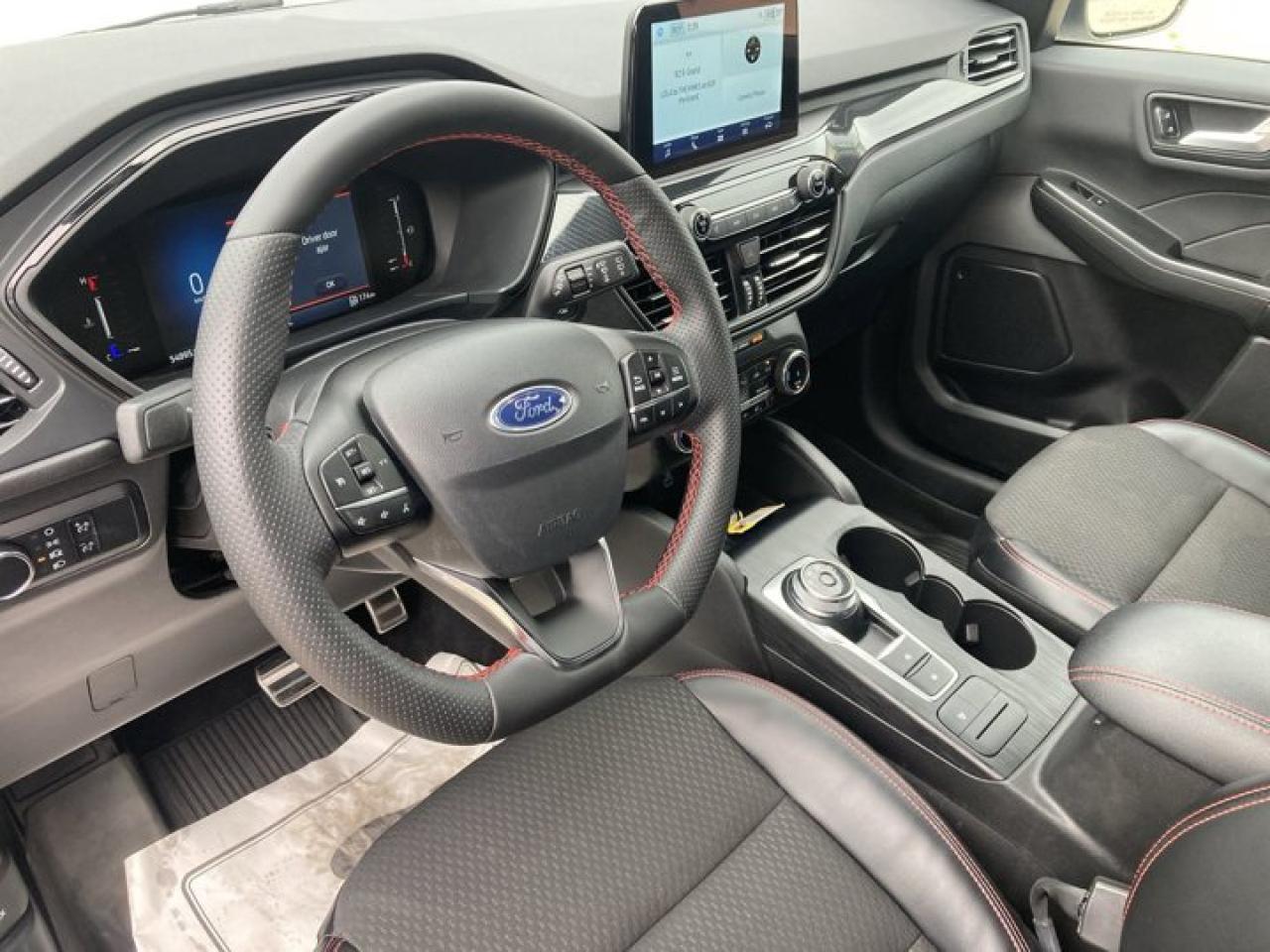 2023 Ford Escape ST-Line AWD Photo