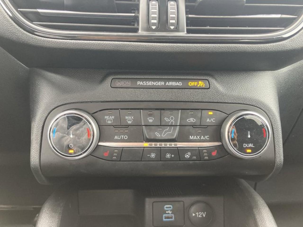 2023 Ford Escape ST-Line AWD Photo