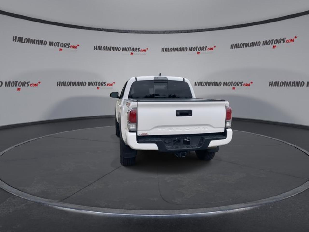 2023 Toyota Tacoma TRD OFFROAD 4X4 Double Cab 5ft Box Photo