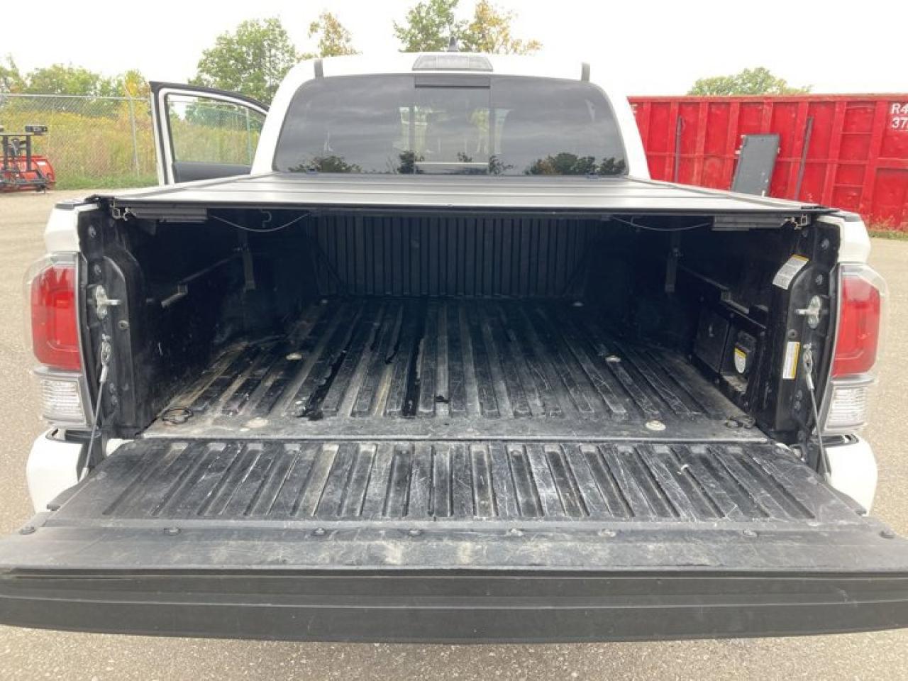 2023 Toyota Tacoma TRD OFFROAD 4X4 Double Cab 5ft Box Photo