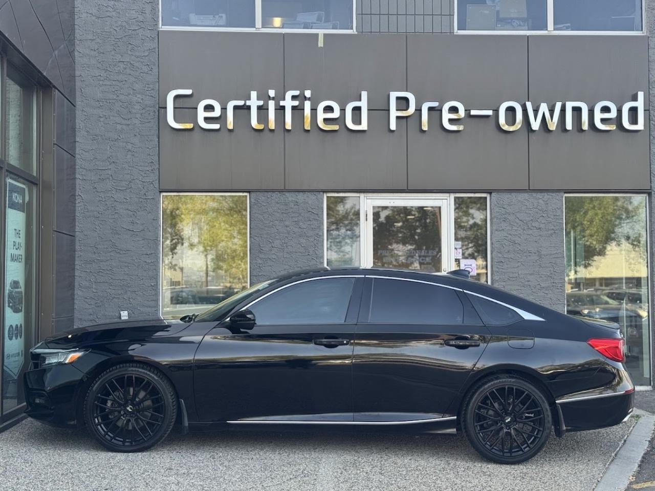 Used 2018 Honda Accord Sedan TOURING w/ TOP MODEL / HEADS UP DISPLAY for sale in Calgary, AB
