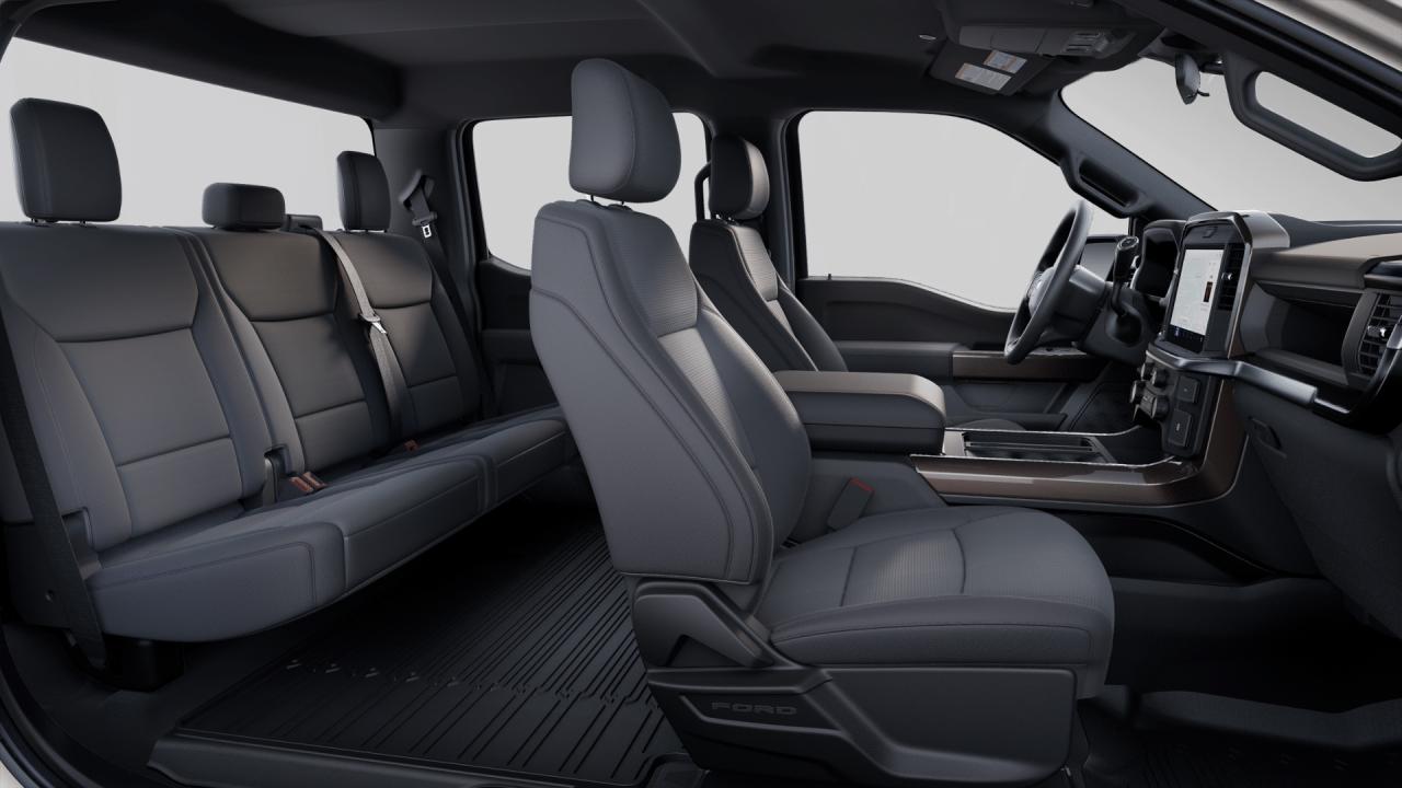 2025 Ford F-150 STX Photo5