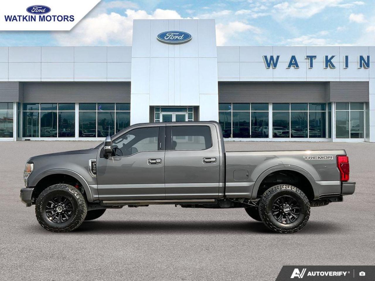 2022 Ford F-350 SUPERCREW 4X4 PLATINUM TREMOR Photo1