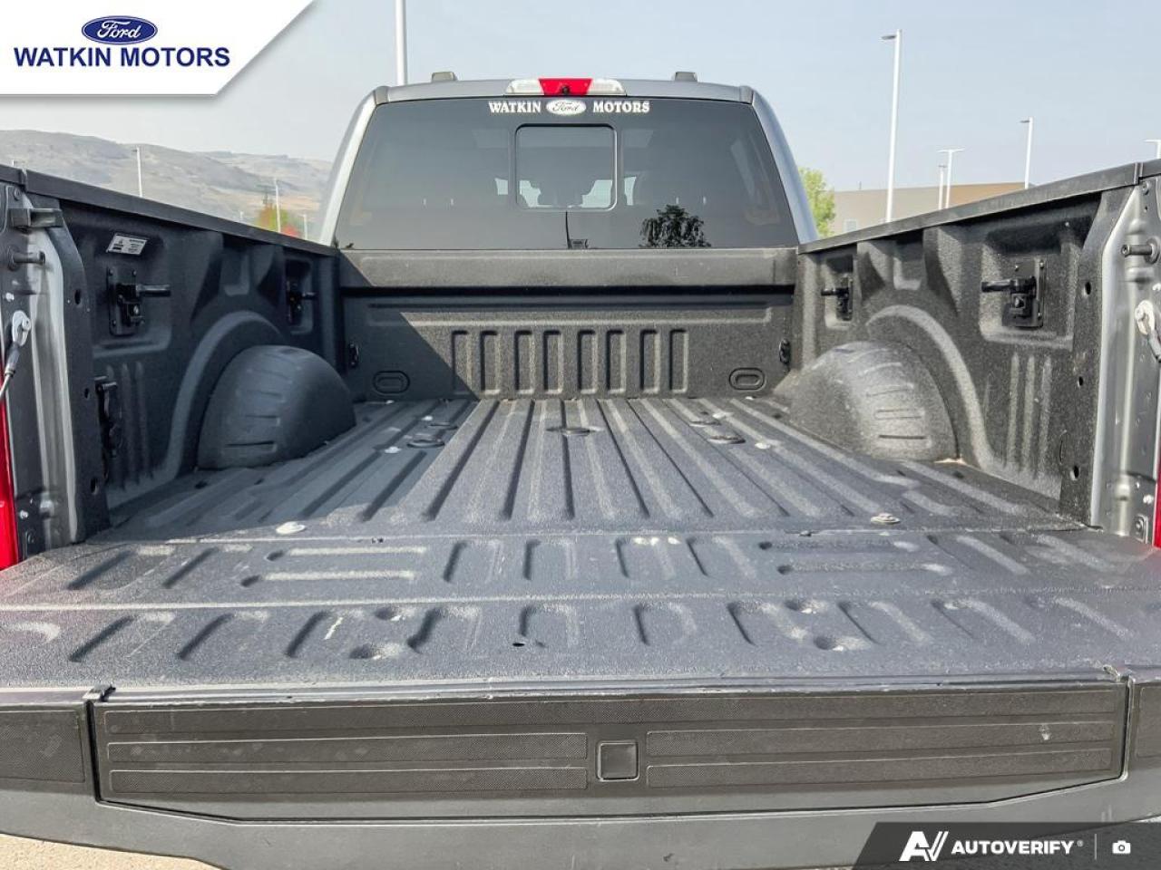 2022 Ford F-350 SUPERCREW 4X4 PLATINUM TREMOR Photo29