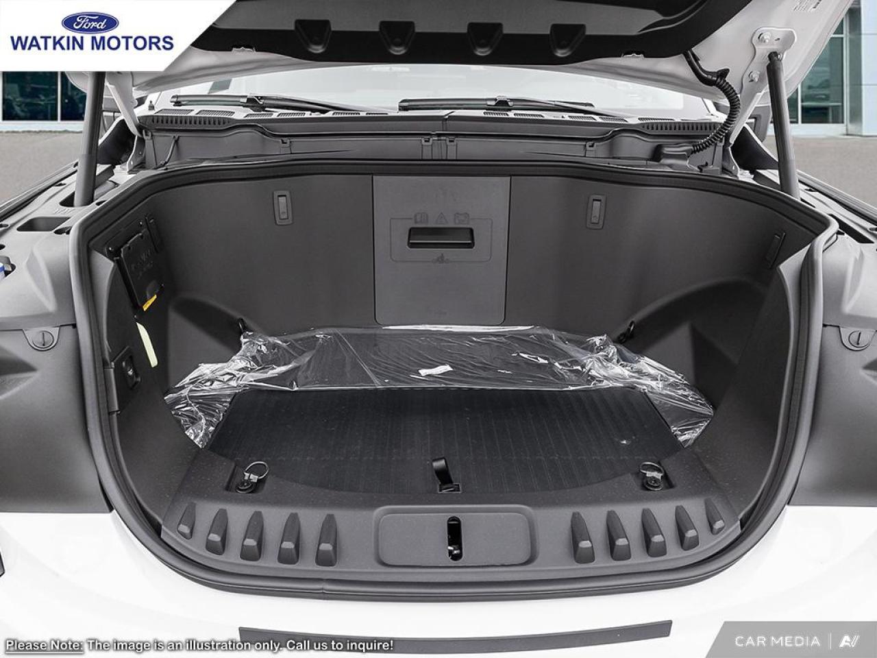 2025 Ford F-150 Lightning Flash Photo5