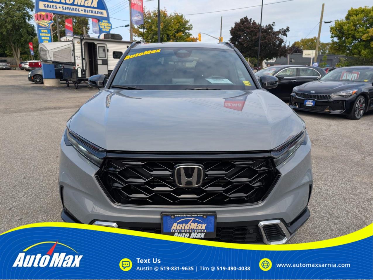 2024 Honda CR-V Hybrid Touring Photo2