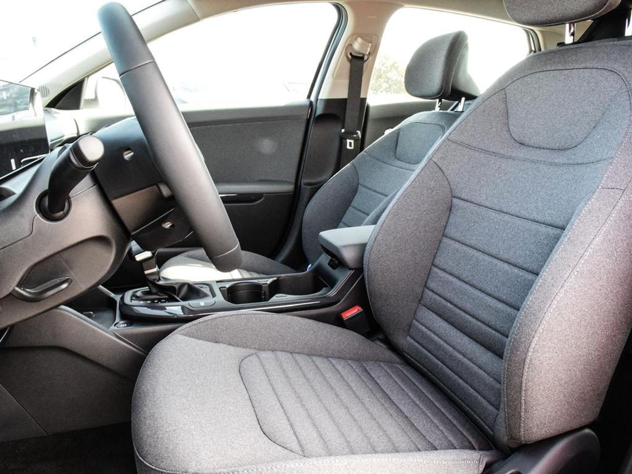 2025 Kia K4 EX Photo