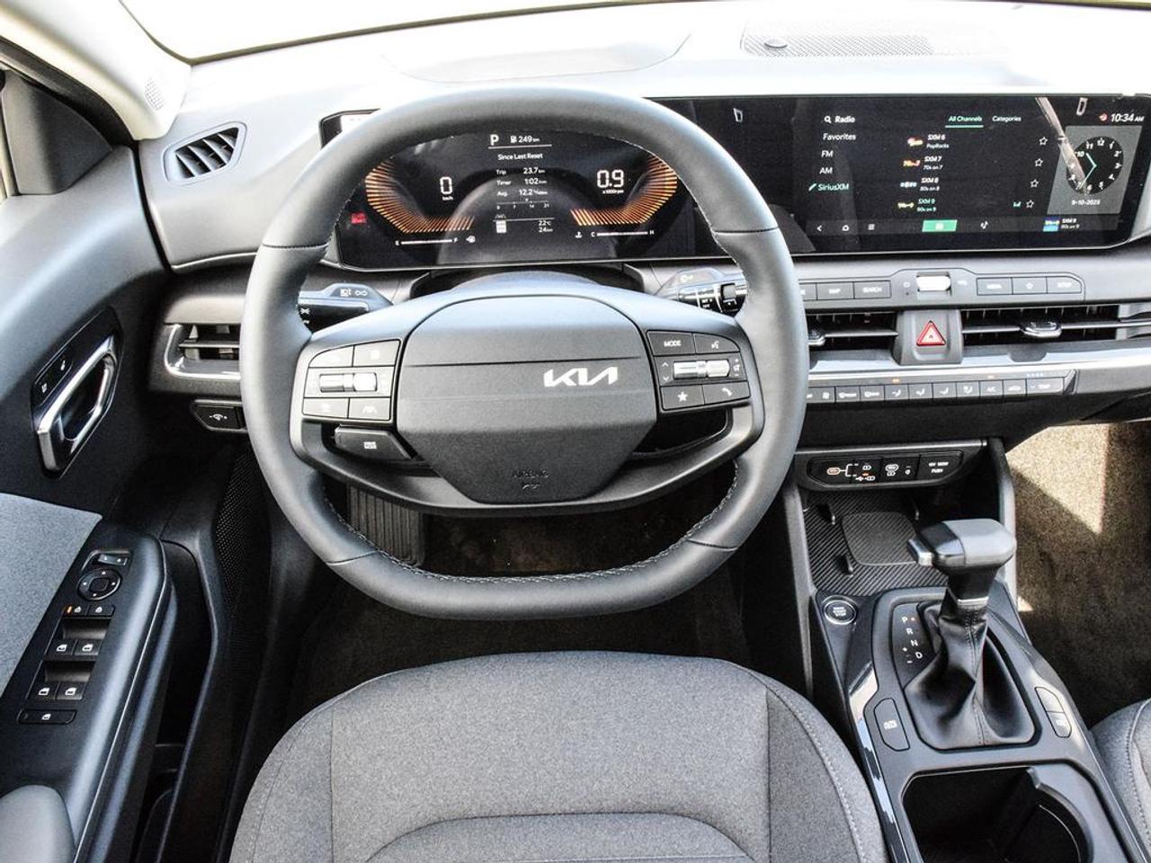 2025 Kia K4 EX Photo