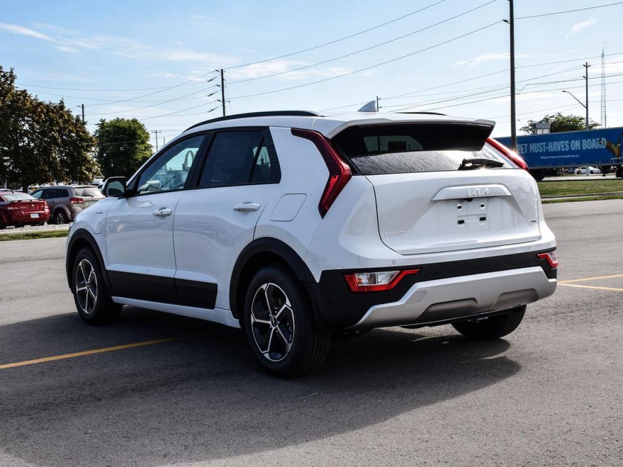 2025 Kia NIRO PLUG-IN Hybrid EX Photo3