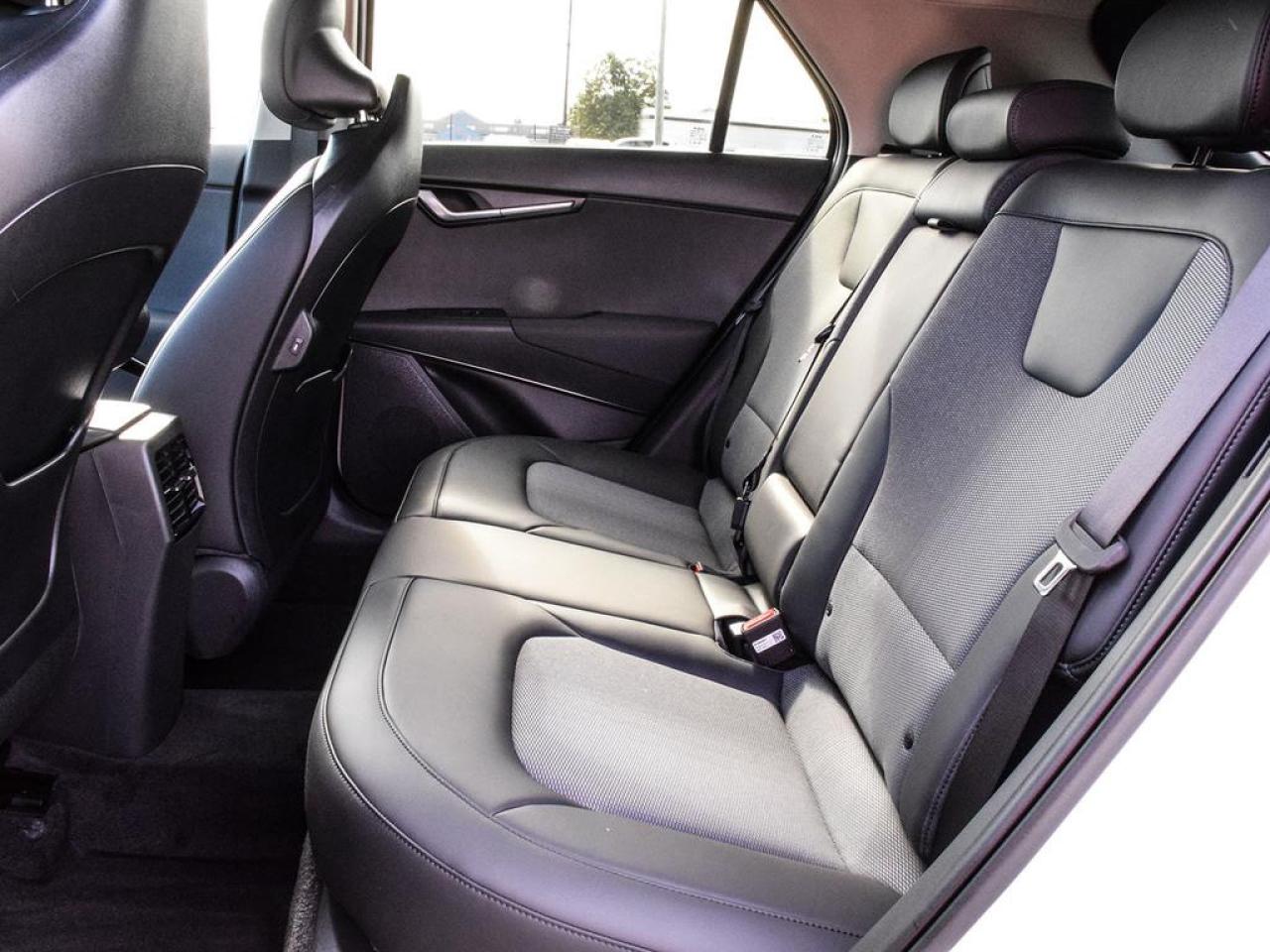 2025 Kia NIRO PLUG-IN Hybrid EX Photo