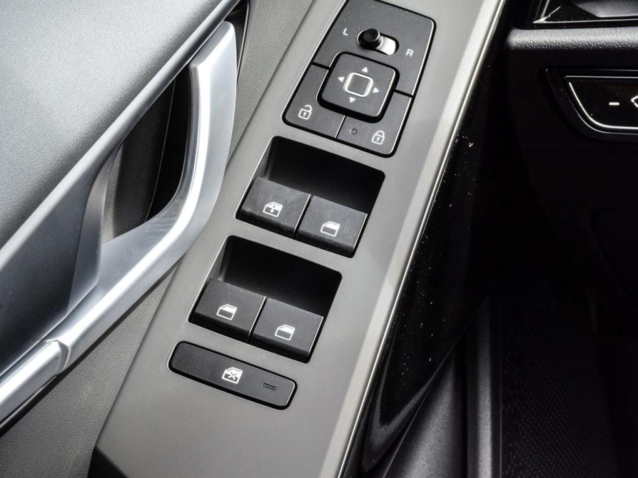 2025 Kia NIRO PLUG-IN Hybrid EX Photo