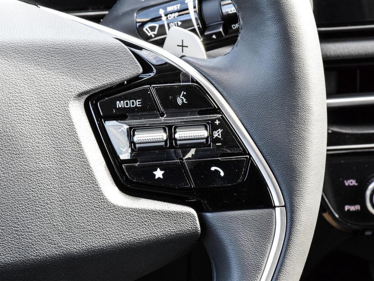 2025 Kia NIRO PLUG-IN Hybrid EX Photo