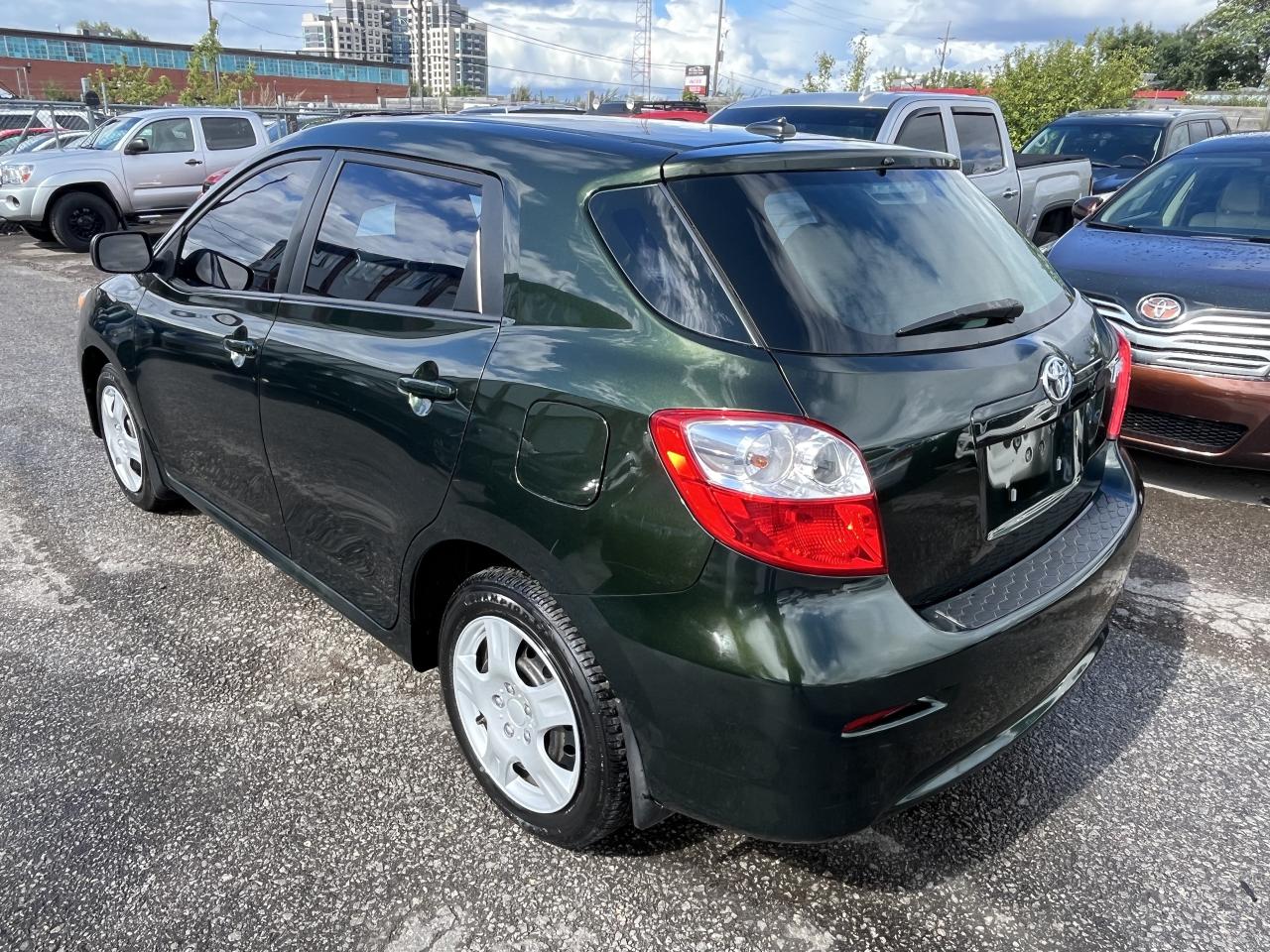 2011 Toyota Matrix  Photo2