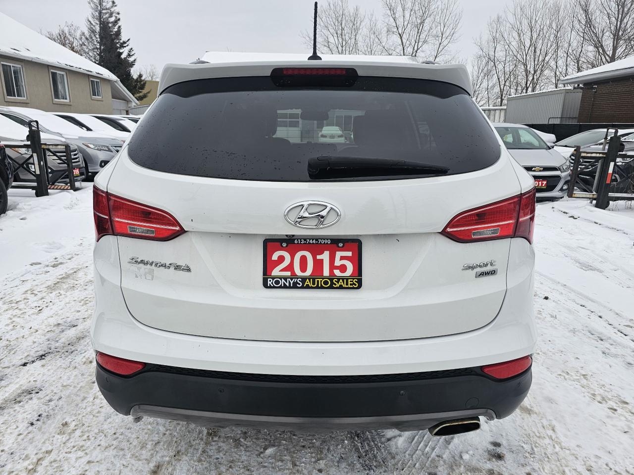 2015 Hyundai Santa Fe Sport AWD 4dr 2.4L Luxury, Panoramic Sunroof, 130 KM Photo4