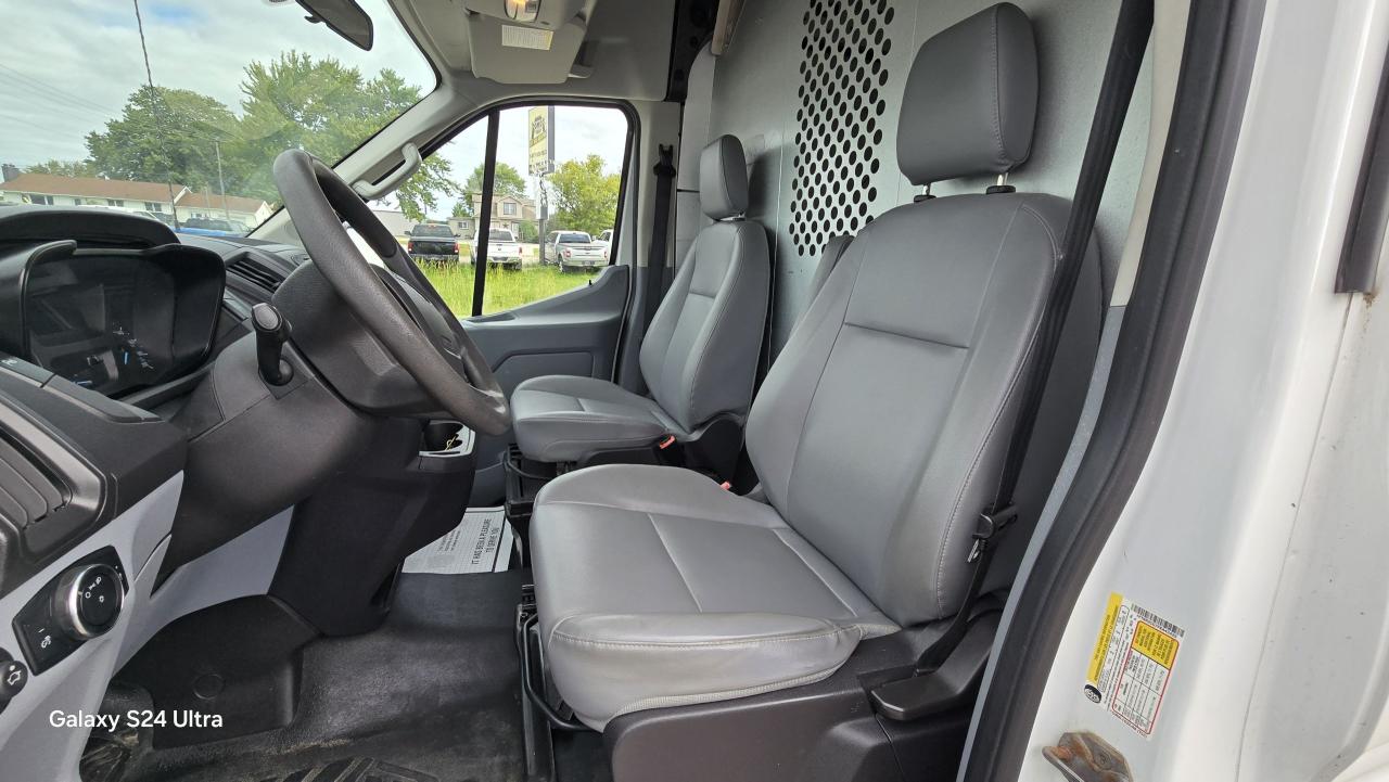 2015 Ford Transit Cargo Van  - Photo #10