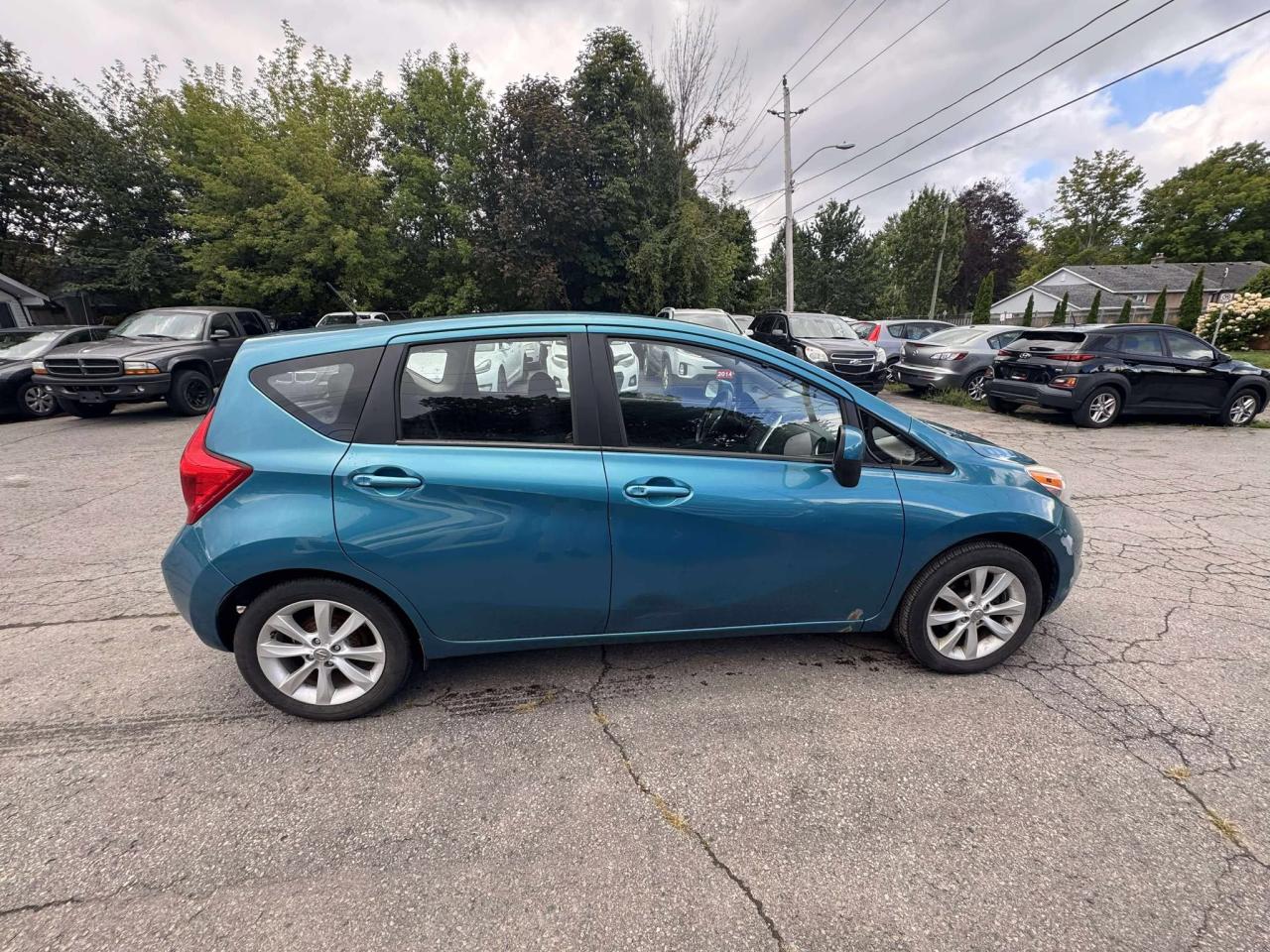 2014 Nissan Versa Note SL - Photo #10