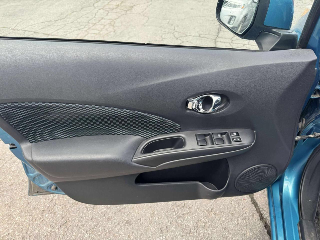 2014 Nissan Versa Note SL - Photo #20