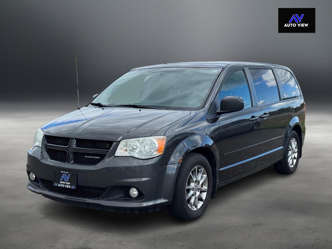 2011 Dodge Grand Caravan R/T **FULL LOADED MODEL**STOW N' GO** - Photo #9