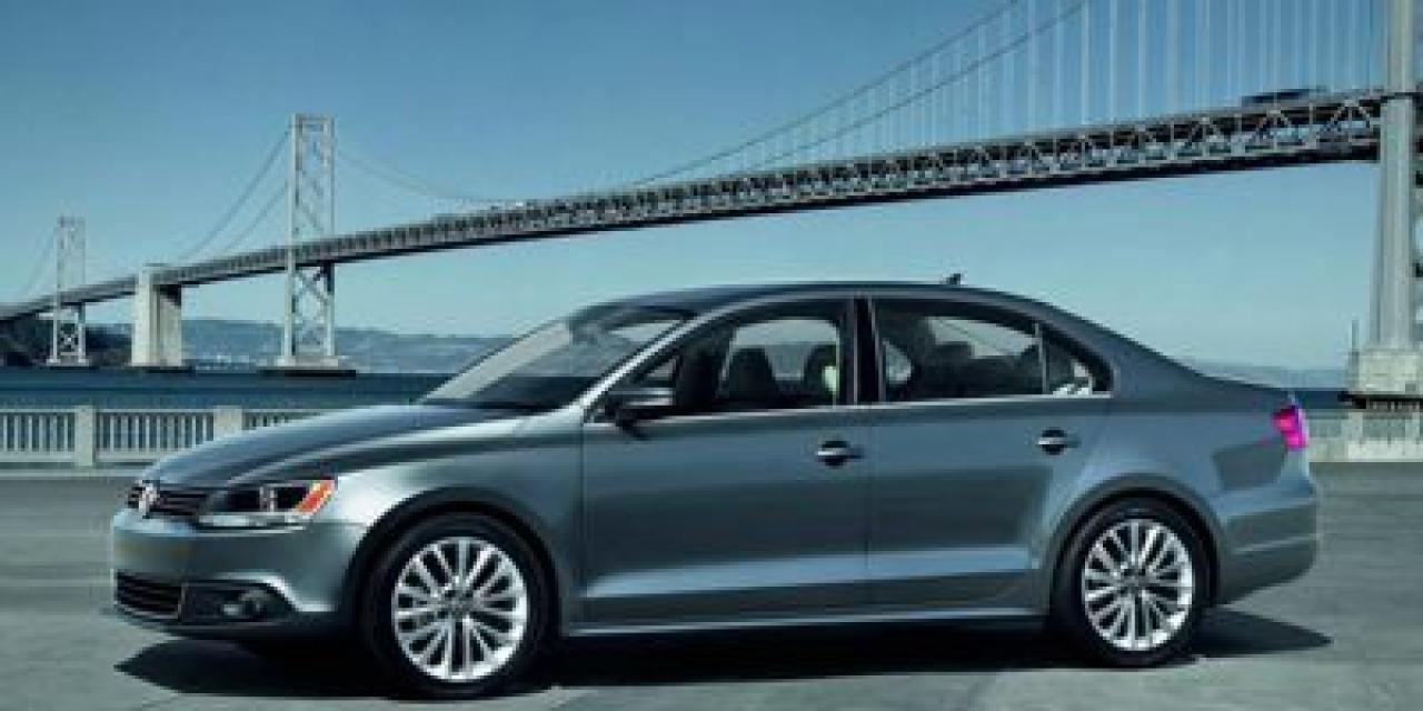 Used 2014 Volkswagen Jetta 4dr 2.0L BASE for sale in Toronto, ON