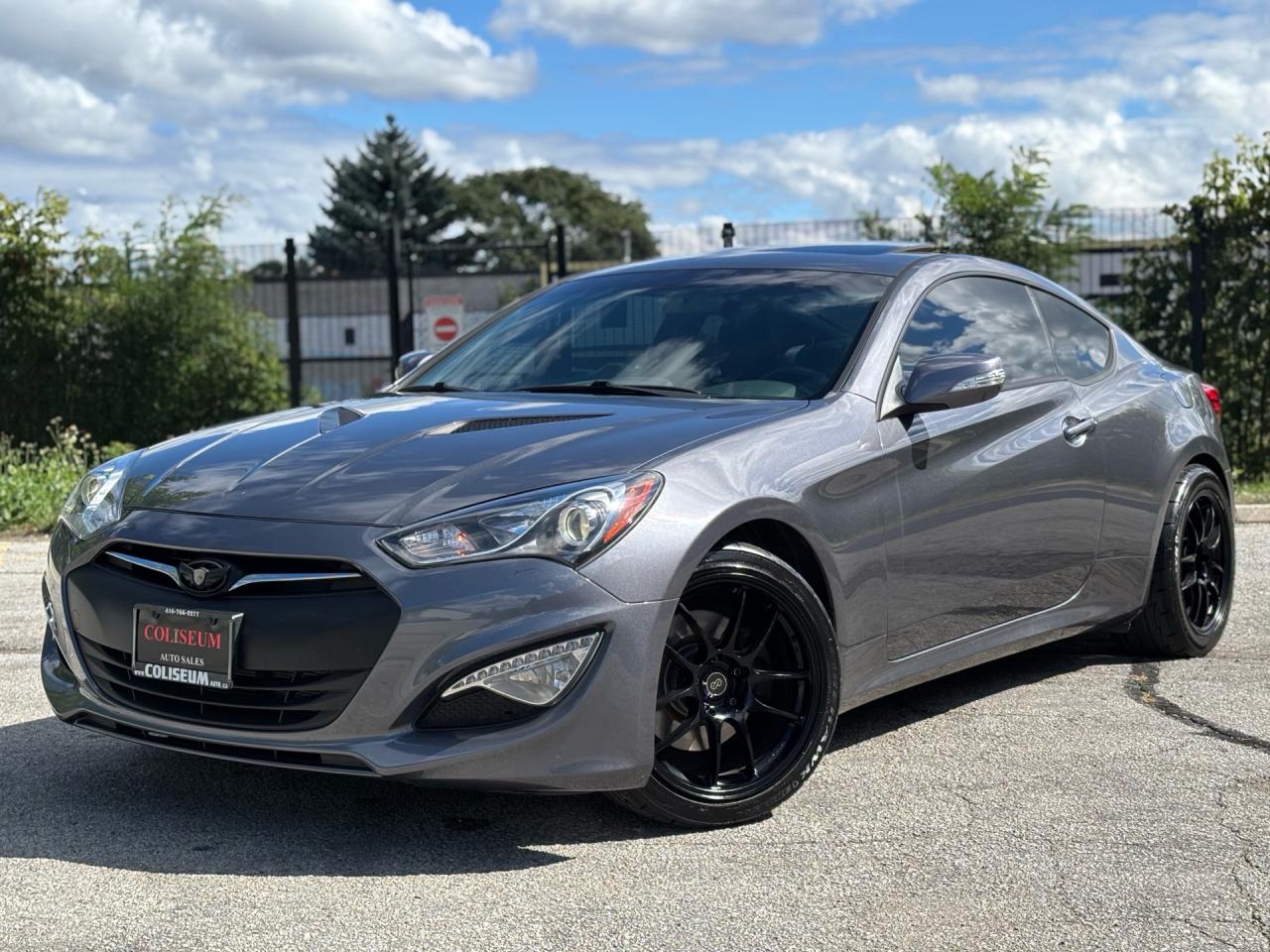 Used 2016 Hyundai Genesis PREMIUM-AUTO-76KM-LEATHER-2 SETS OF WHEELS for sale in Toronto, ON