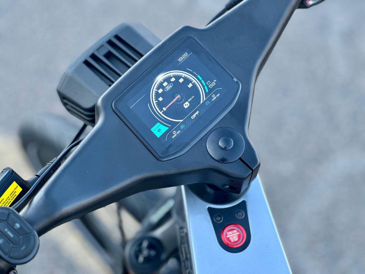 2025 Ford Mustang eBike SIZE MEDIUM Photo3