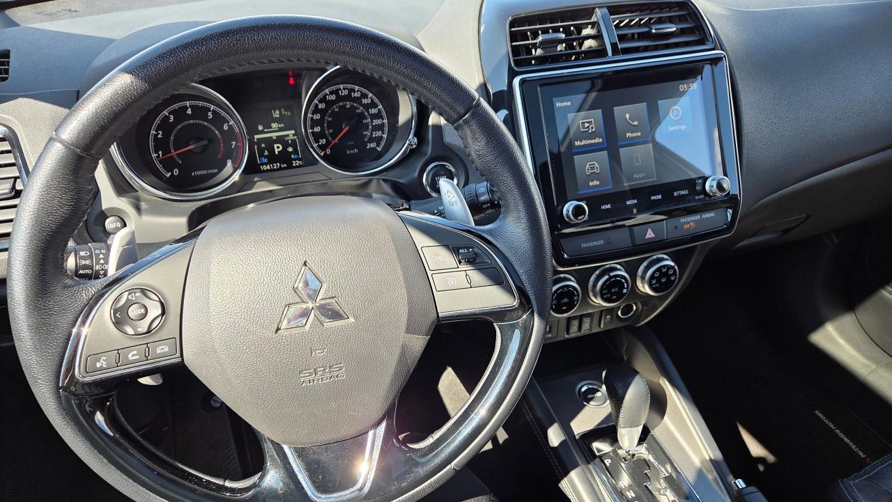 2021 Mitsubishi RVR SE - Photo #15