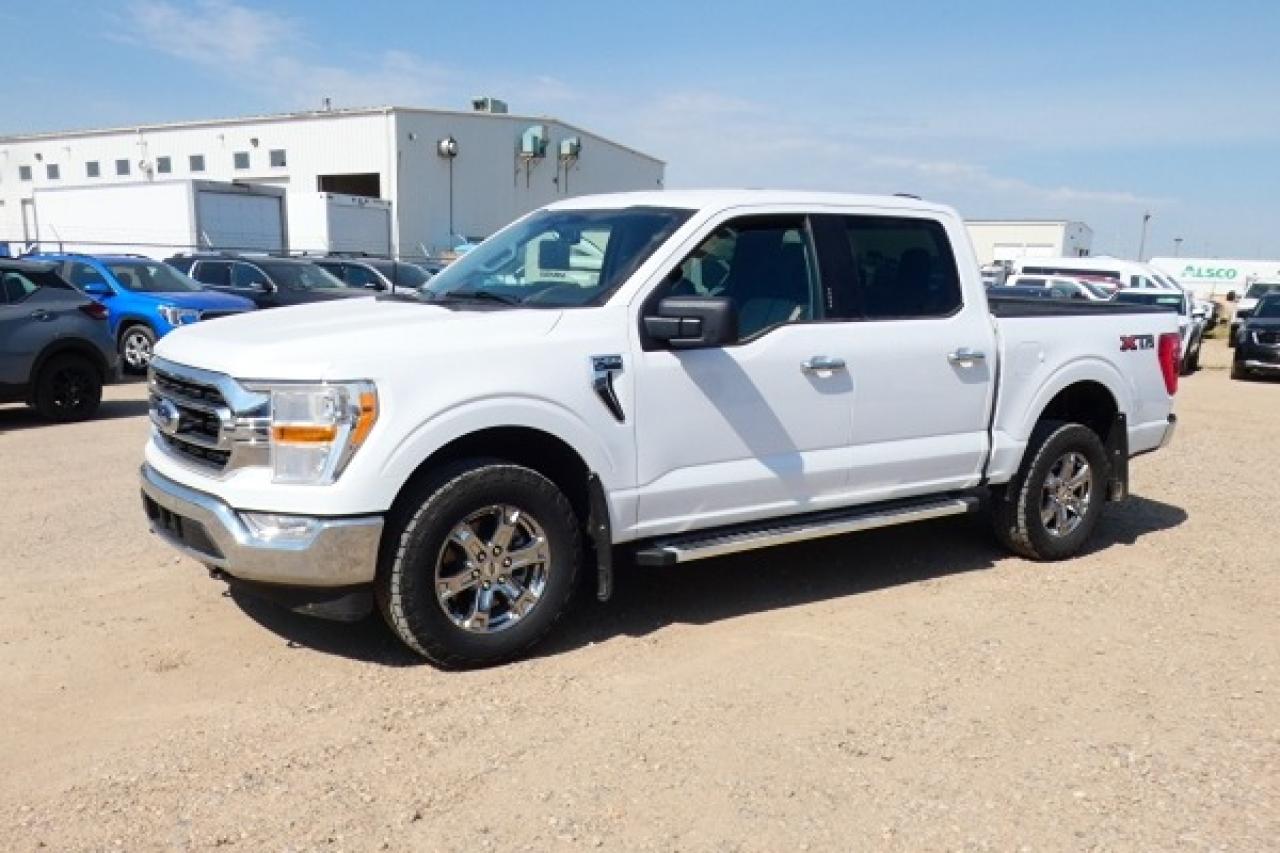 2023 Ford F-150 XLT ecoboost w/Power cloth, NAV, BUC - Photo #2
