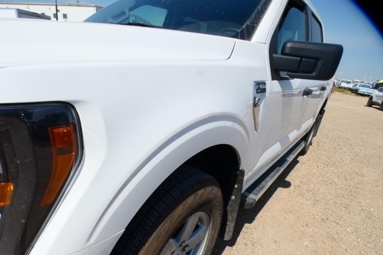 2023 Ford F-150 XLT ecoboost w/Power cloth, NAV, BUC - Photo #24