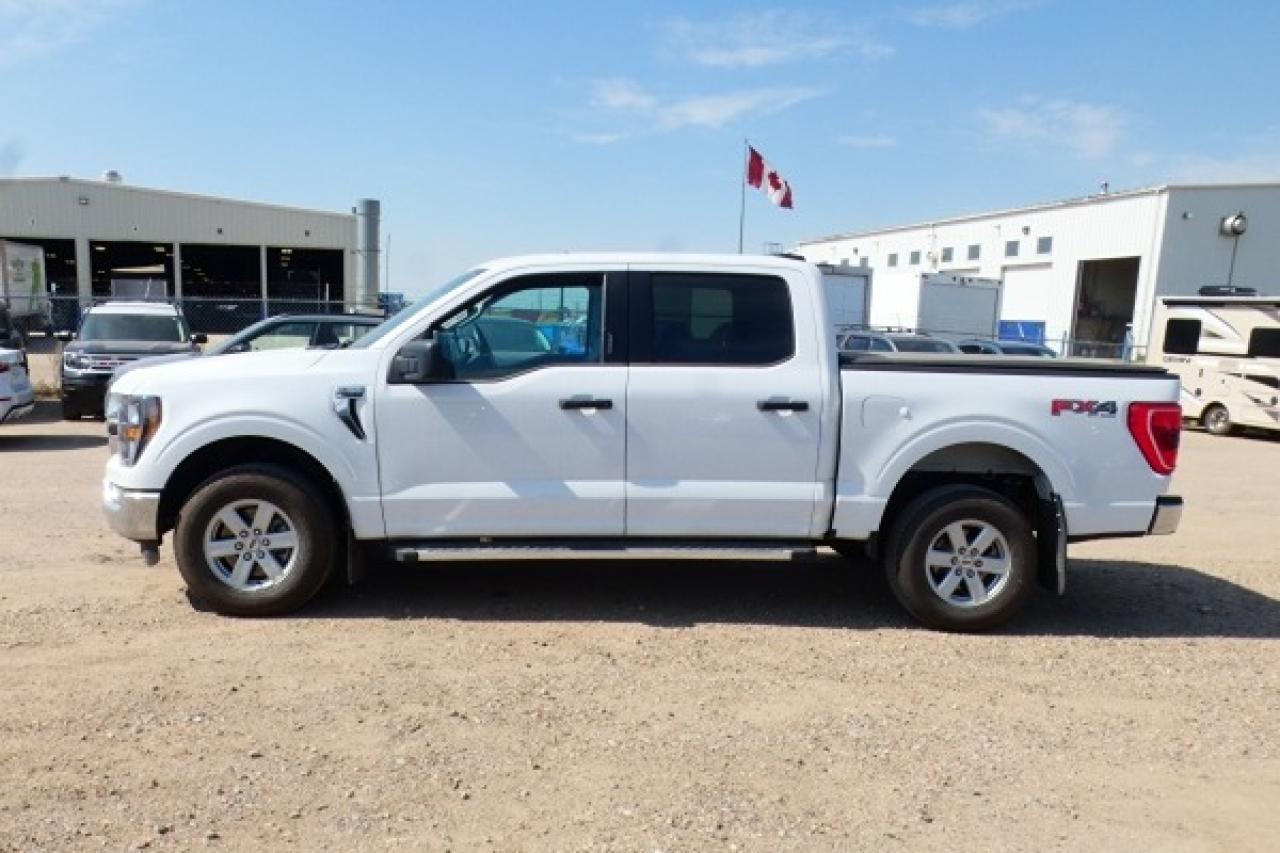 2023 Ford F-150 XLT ecoboost w/Power cloth, NAV, BUC