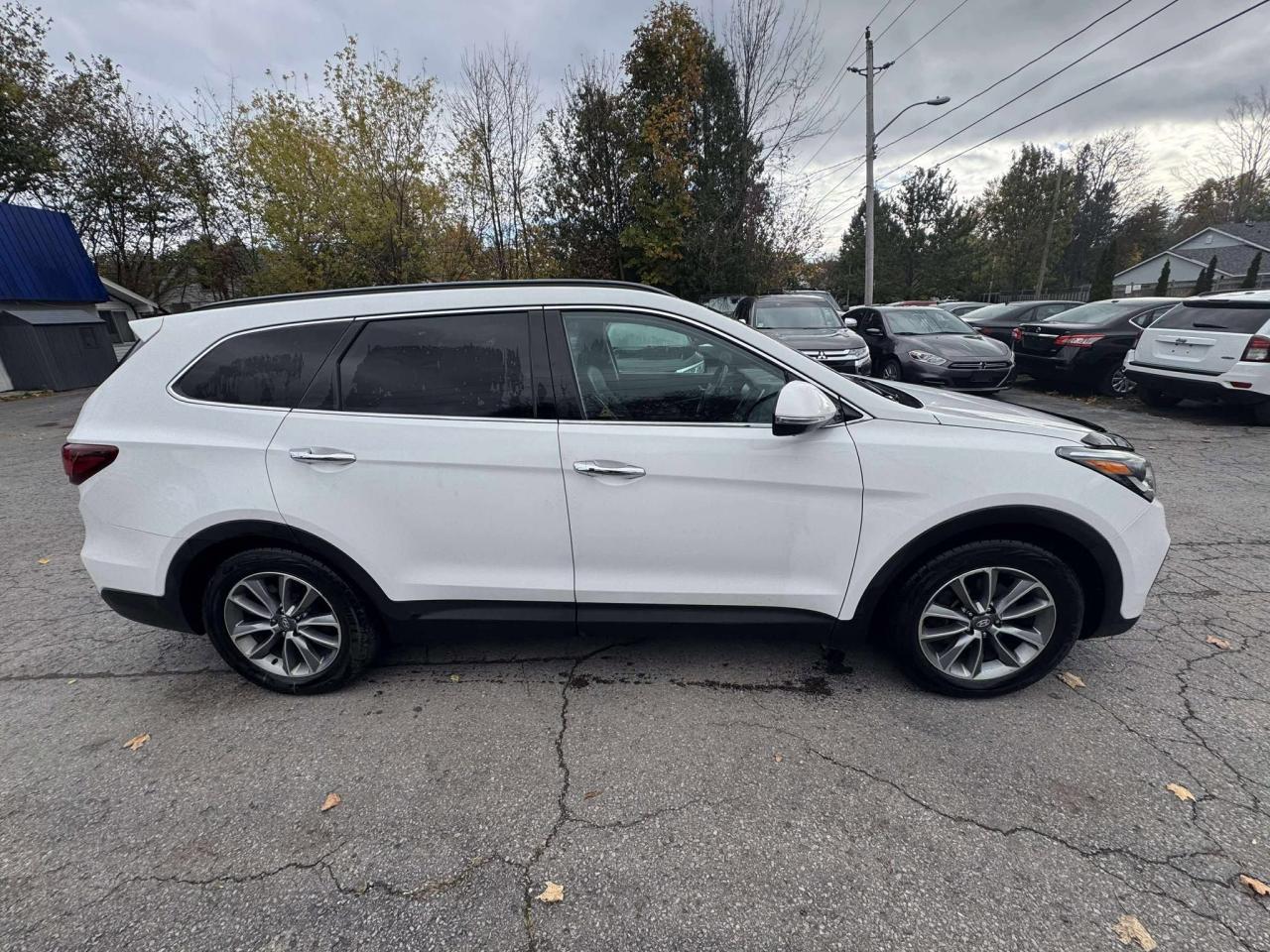 2017 Hyundai Santa Fe XL AWD 4dr Luxury w/6-Passenger - Photo #18