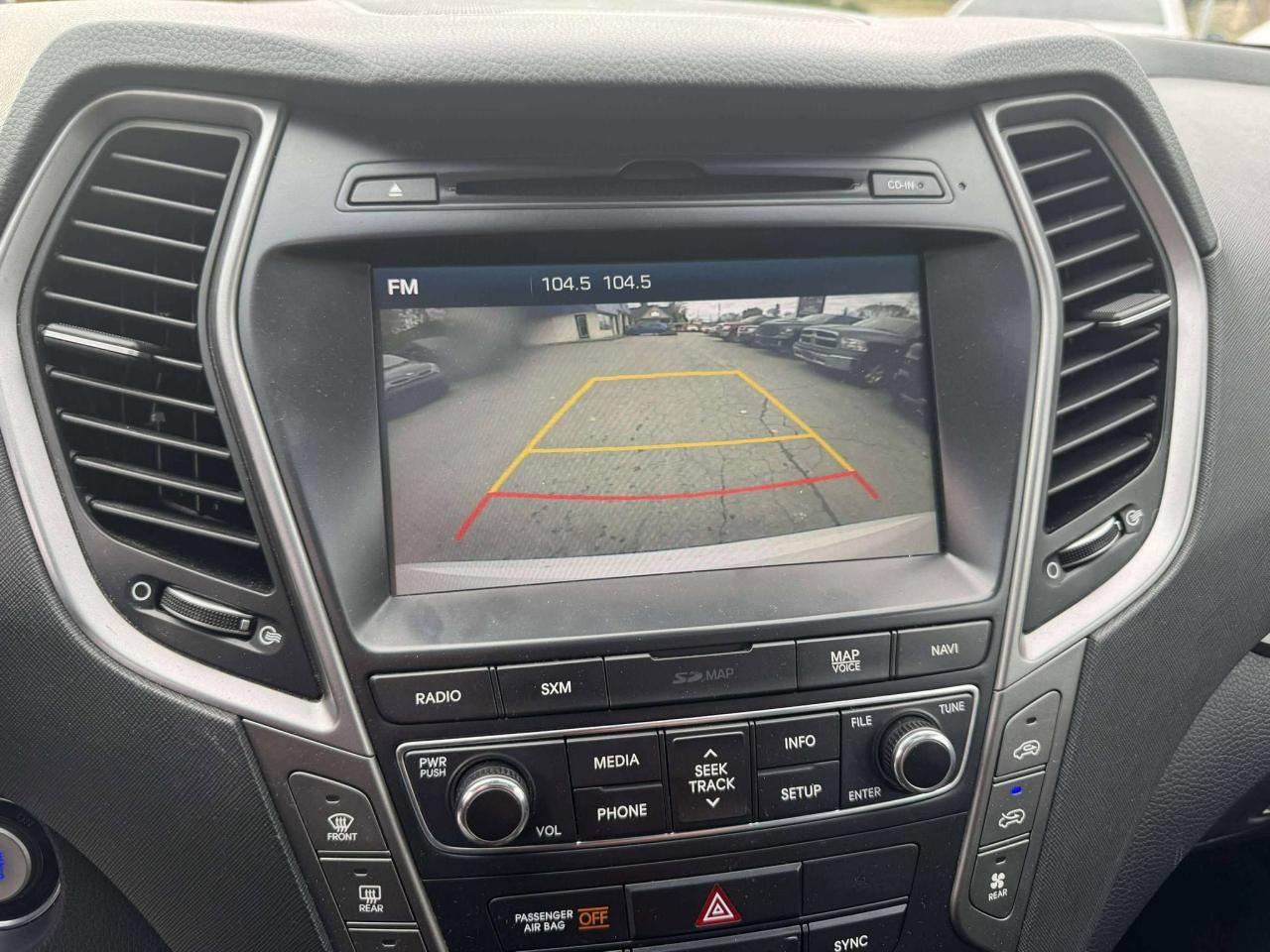 2017 Hyundai Santa Fe XL AWD 4dr Luxury w/6-Passenger - Photo #40