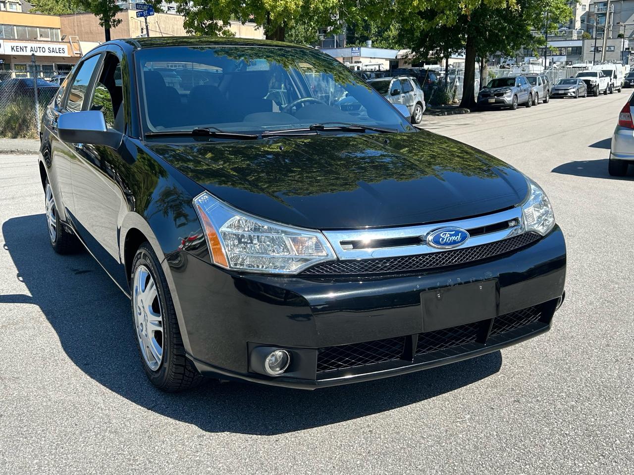 2011 Ford Focus SE - Photo #4